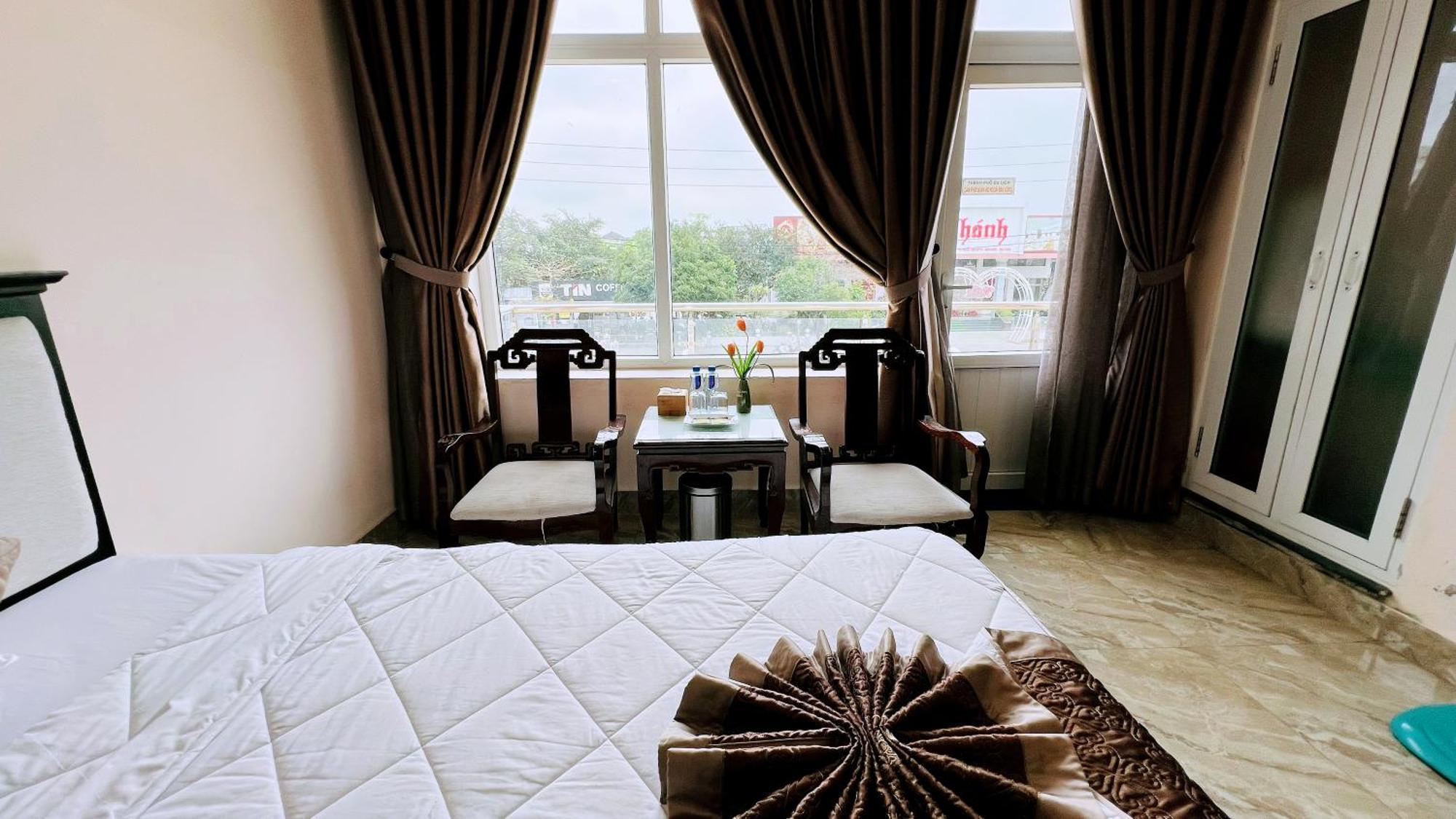 Song Huong Hue Hotel Bagian luar foto