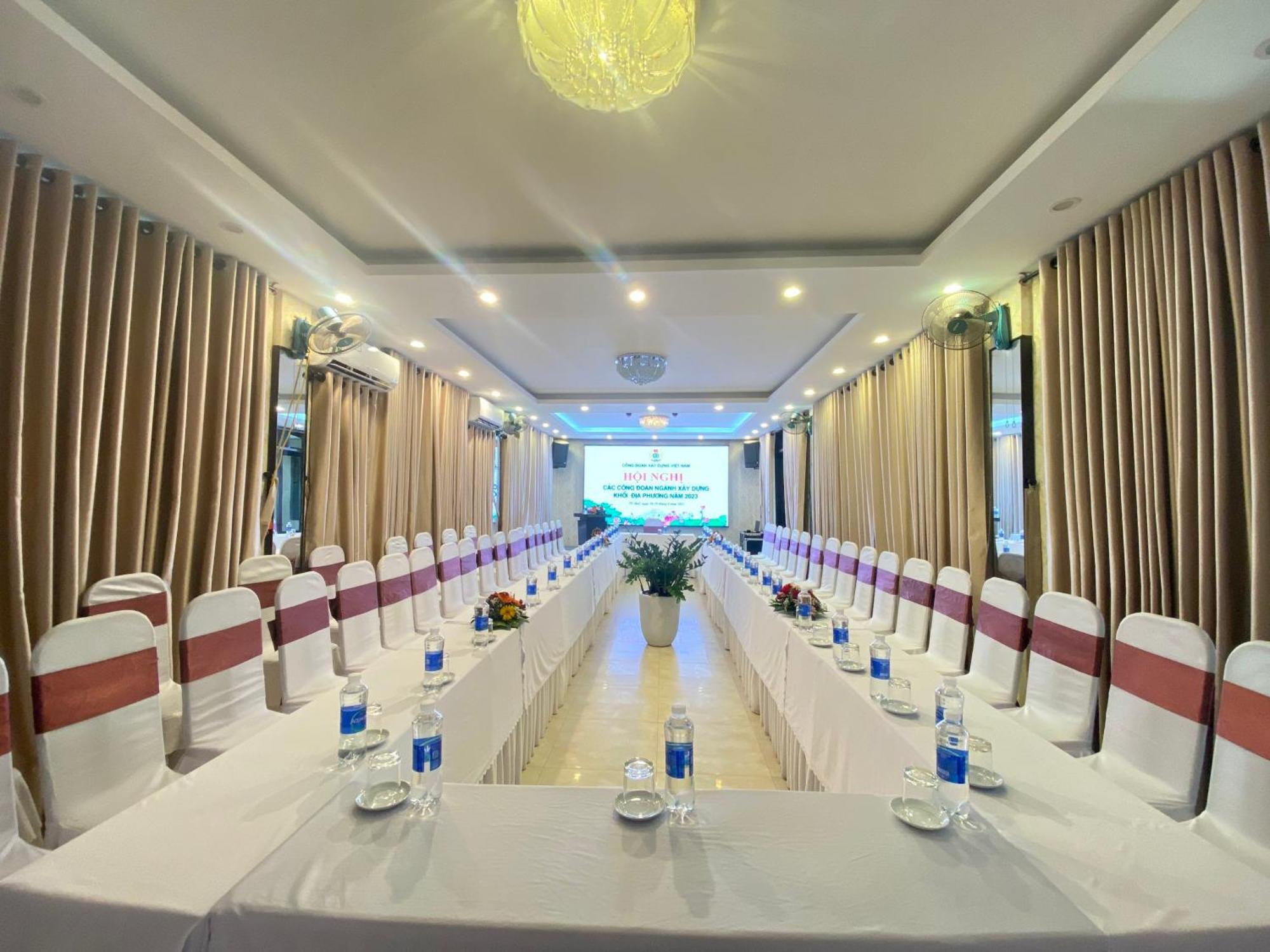 Song Huong Hue Hotel Bagian luar foto