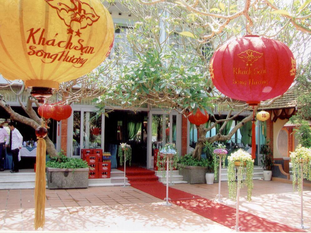 Song Huong Hue Hotel Bagian luar foto